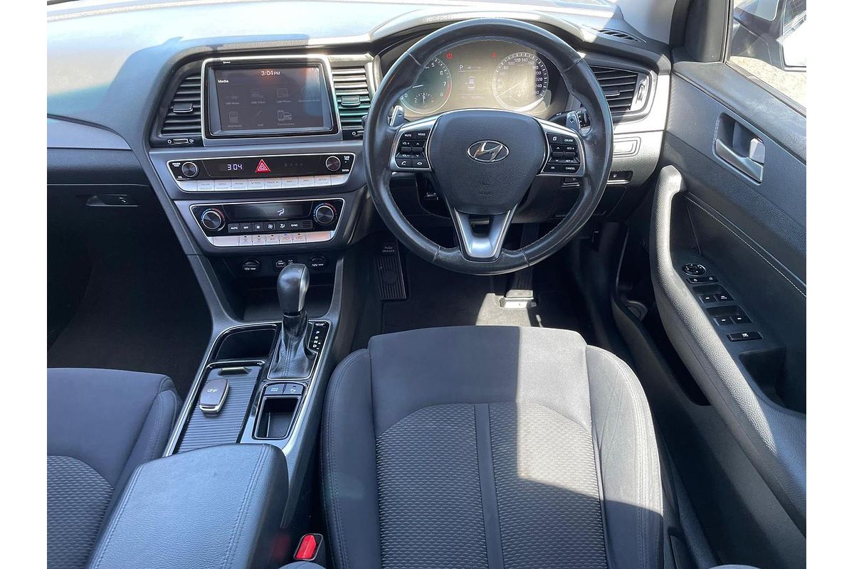 2018 Hyundai Sonata Active LF4