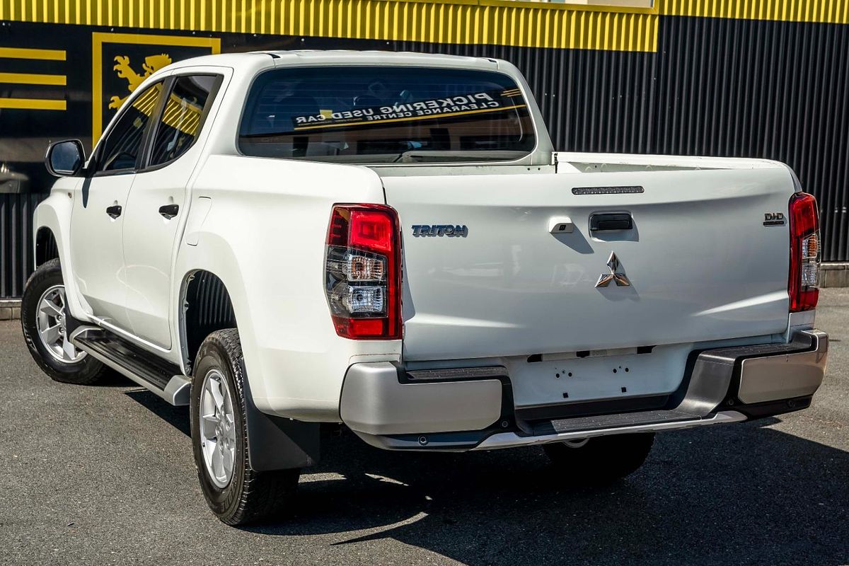 2020 Mitsubishi Triton GLX+ MR 4X4