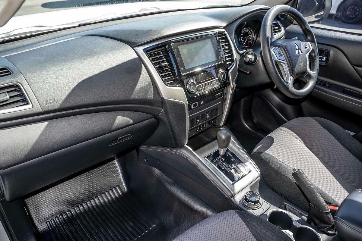 2020 Mitsubishi Triton GLX+ MR 4X4