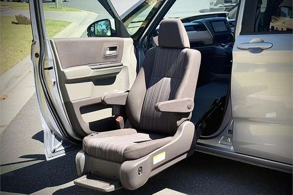 2018 Honda Freed Welcab GB5
