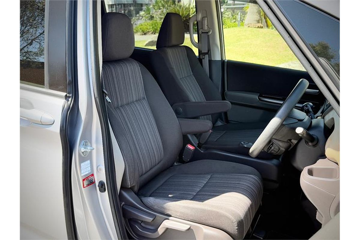 2018 Honda Freed Welcab GB5