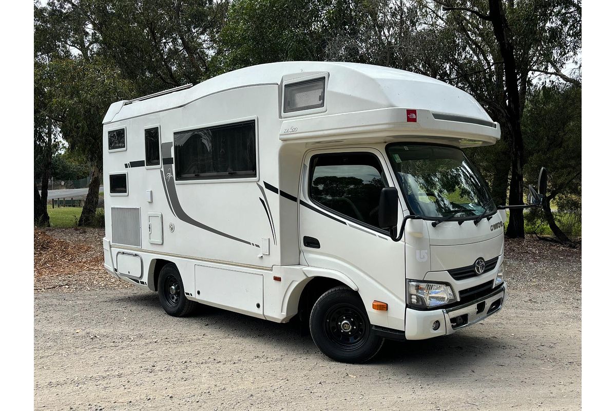 2017 Toyota Camroad 4x4 Motorhome KDY281