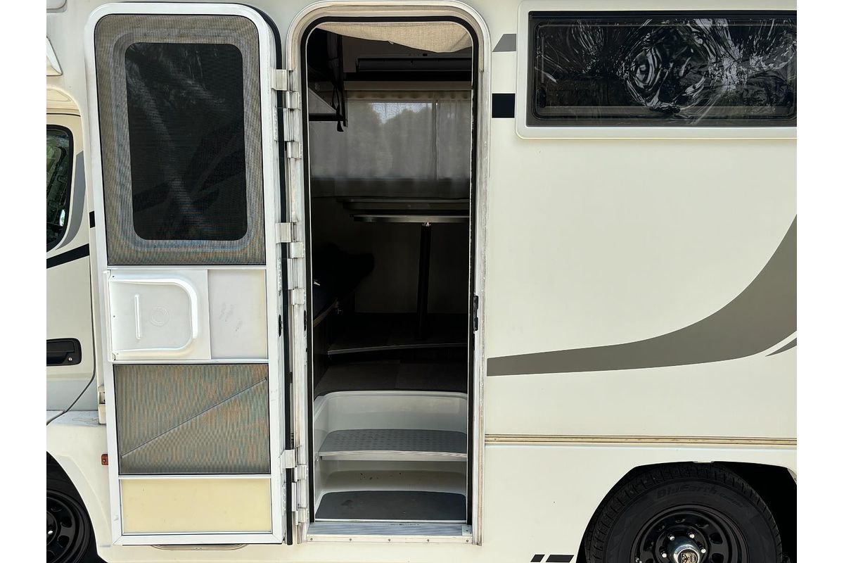 2017 Toyota Camroad 4x4 Motorhome KDY281