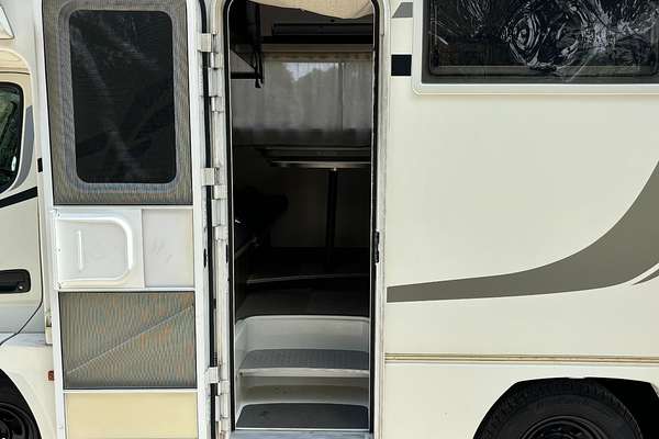 2017 Toyota Camroad 4x4 Motorhome KDY281