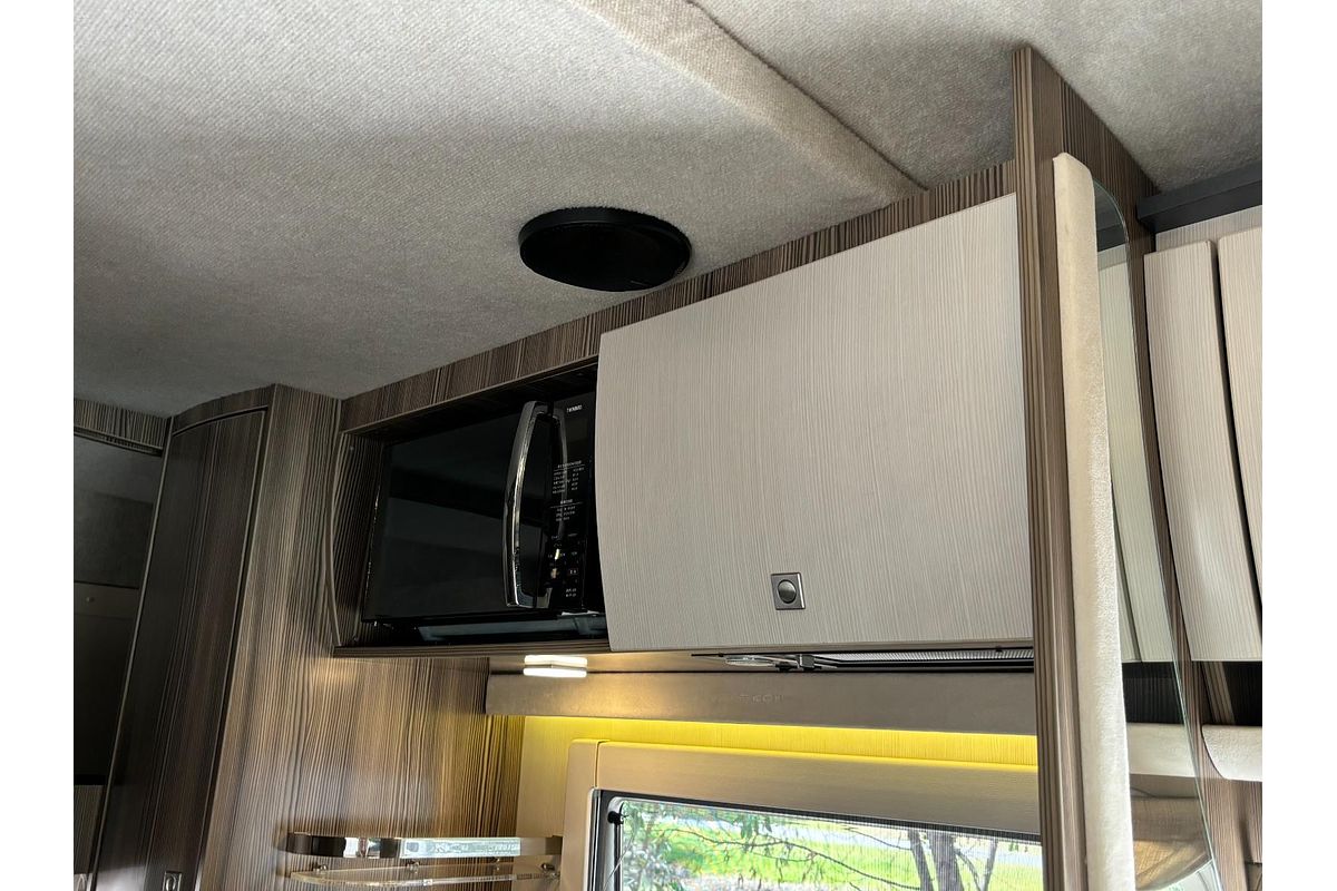 2017 Toyota Camroad 4x4 Motorhome KDY281