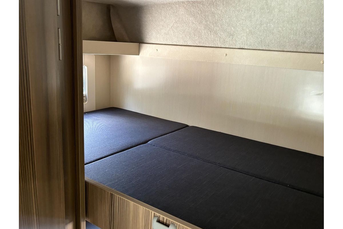 2017 Toyota Camroad 4x4 Motorhome KDY281