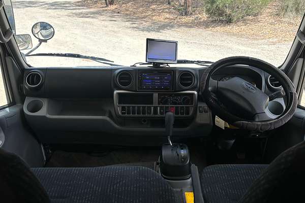 2017 Toyota Camroad 4x4 Motorhome KDY281