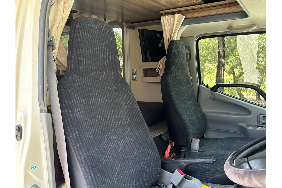 2017 Toyota Camroad 4x4 Motorhome KDY281