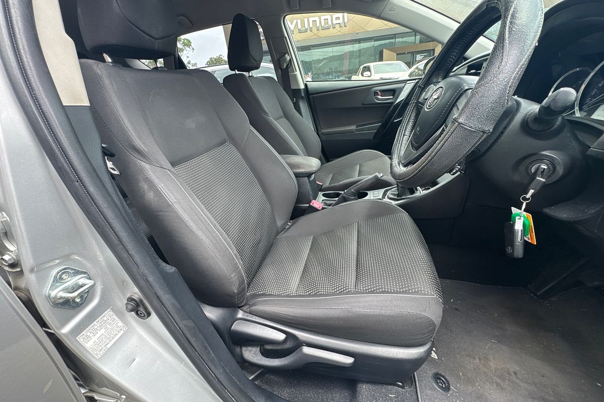 2016 Toyota Corolla Ascent Sport ZRE182R