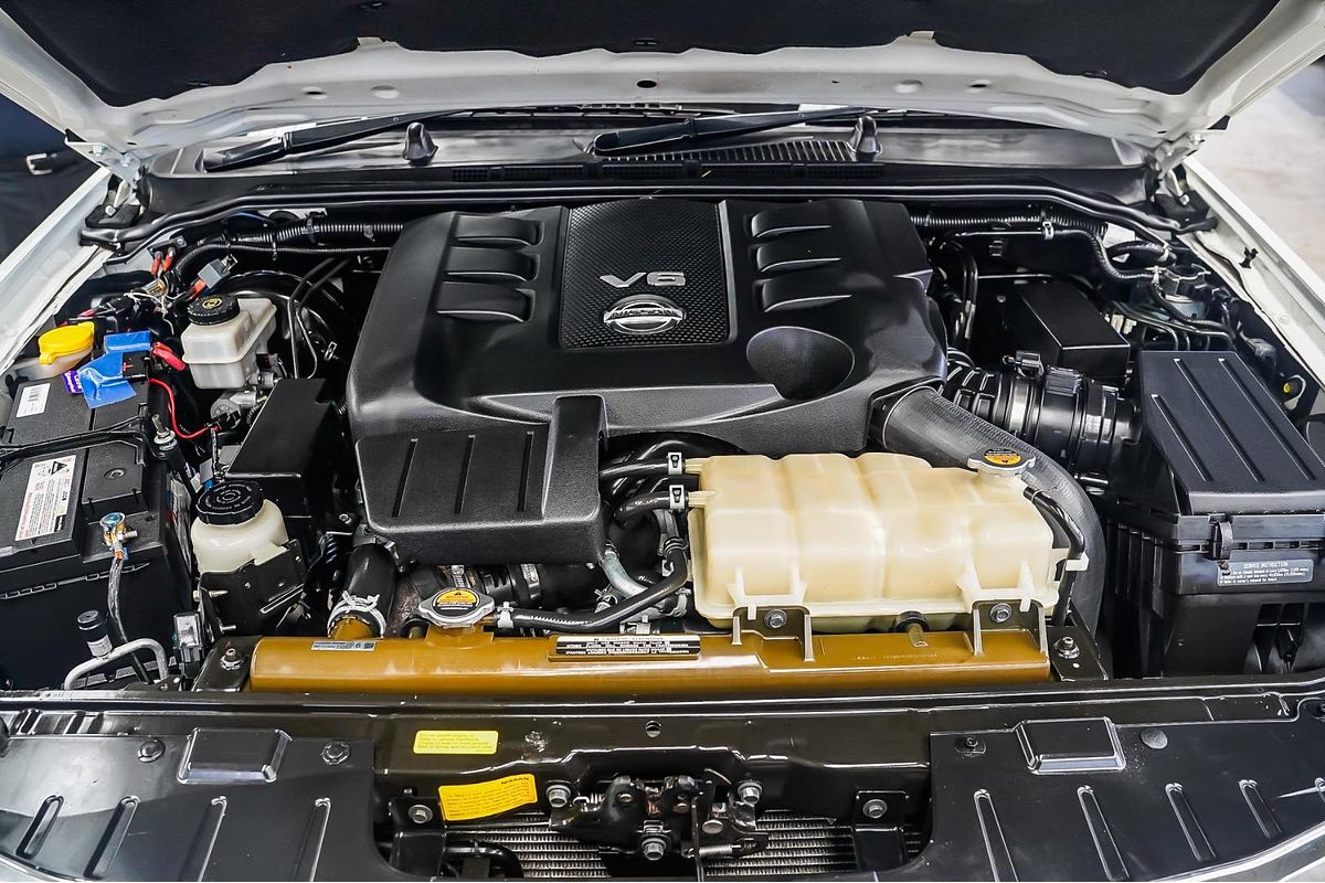 2011 Nissan Navara ST-X 550 D40 4X4