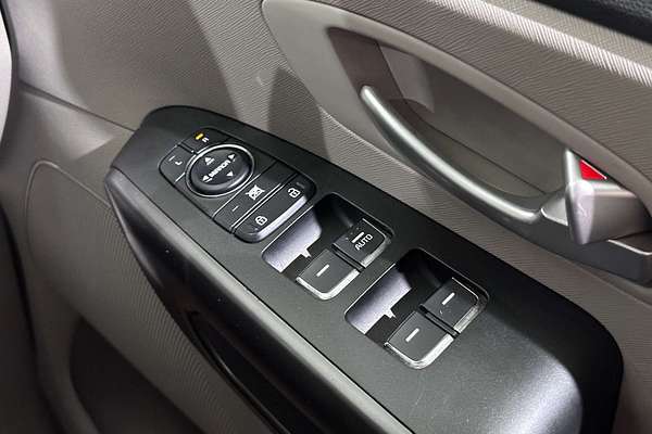 2019 Kia Carnival S YP