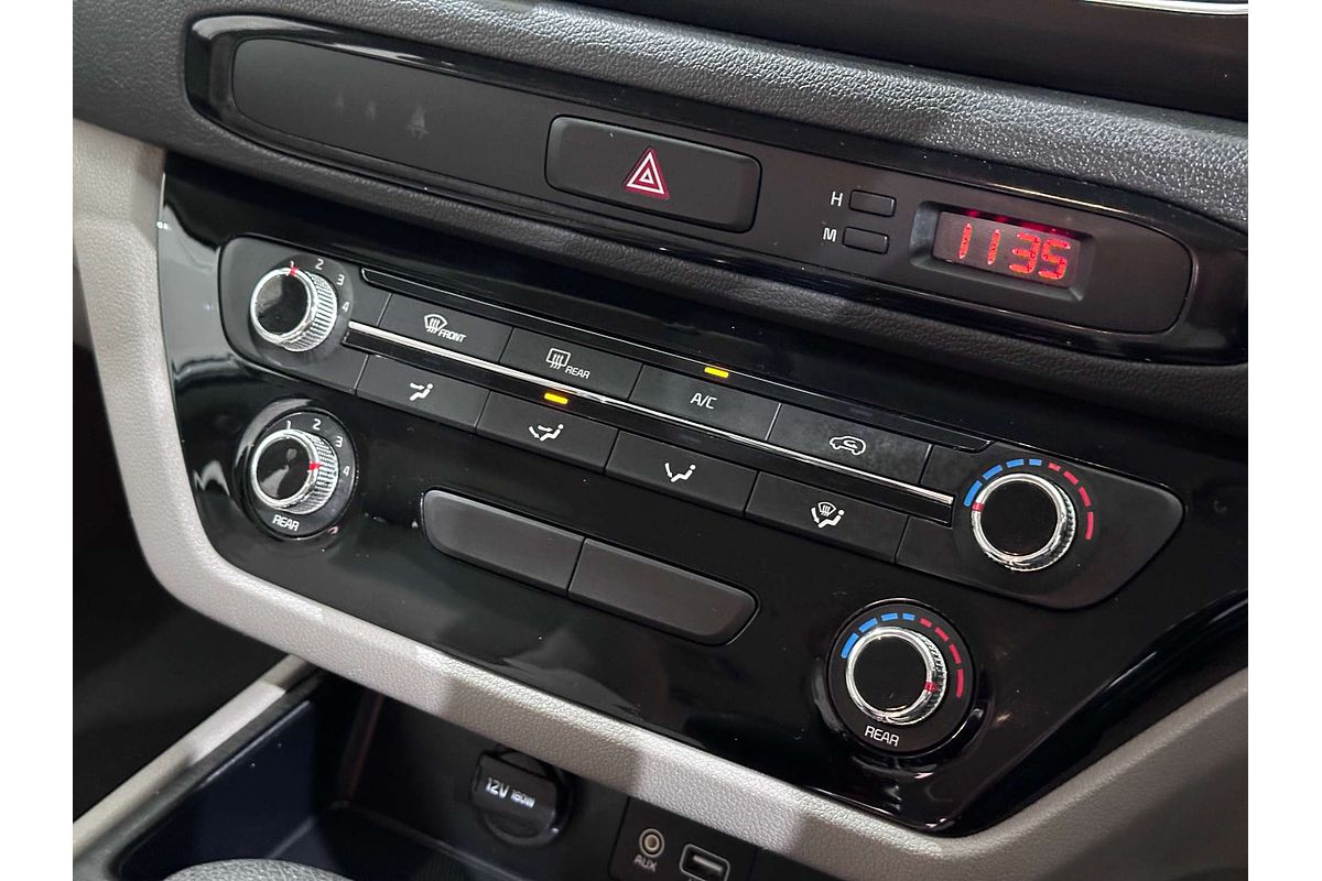 2019 Kia Carnival S YP