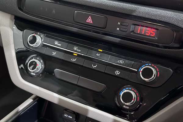 2019 Kia Carnival S YP