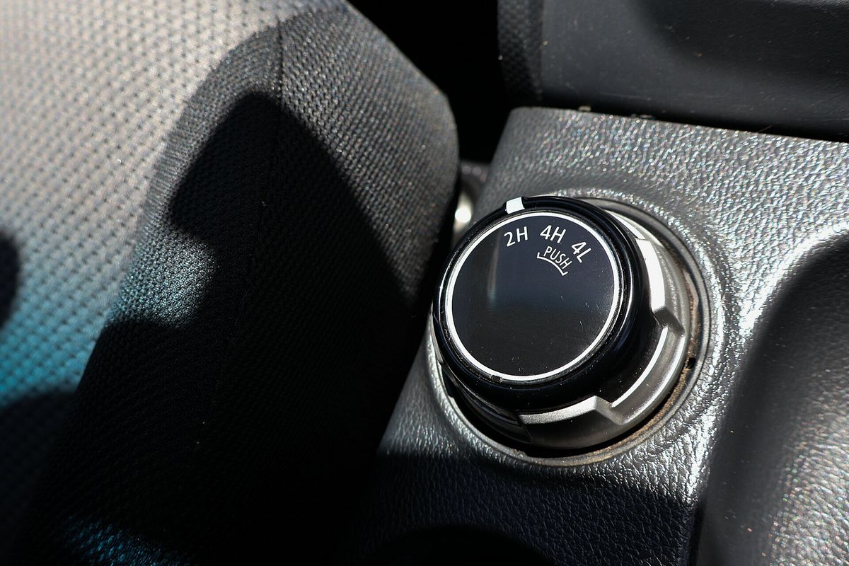 2020 Mitsubishi Triton GLX MR 4X4