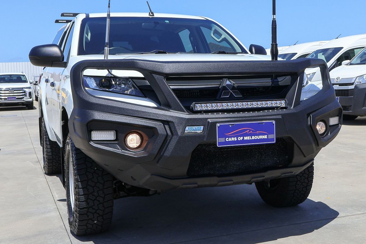 2020 Mitsubishi Triton GLX MR 4X4
