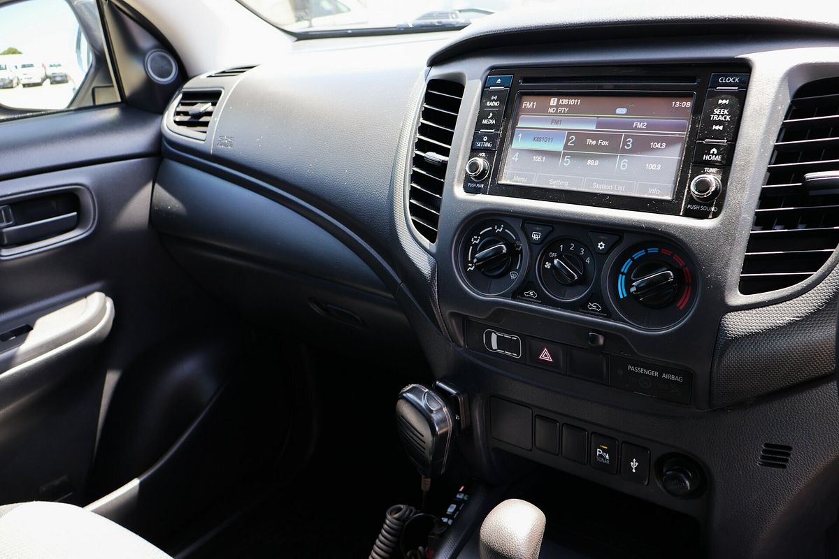 2020 Mitsubishi Triton GLX MR 4X4
