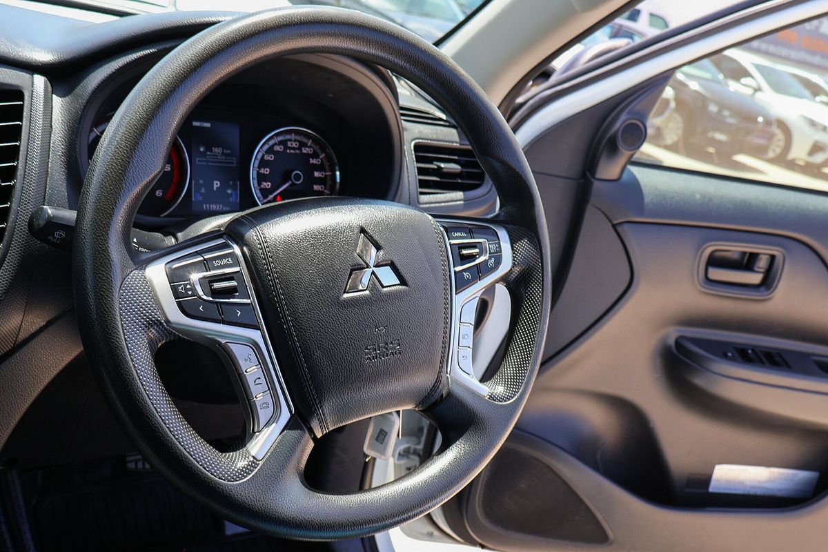 2020 Mitsubishi Triton GLX MR 4X4