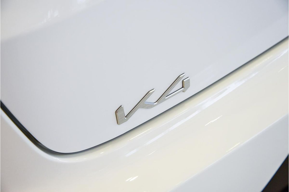 2025 Kia K4 GT-Line CL4m