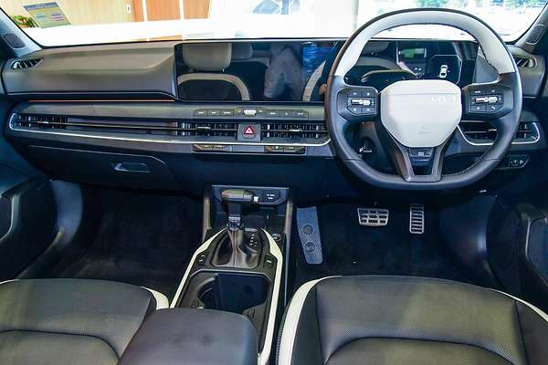 2025 Kia K4 GT-Line CL4m