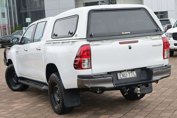 2016 Toyota Hilux SR GUN126R 4X4