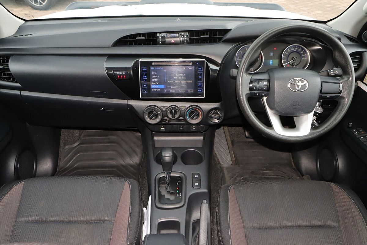 2016 Toyota Hilux SR GUN126R 4X4