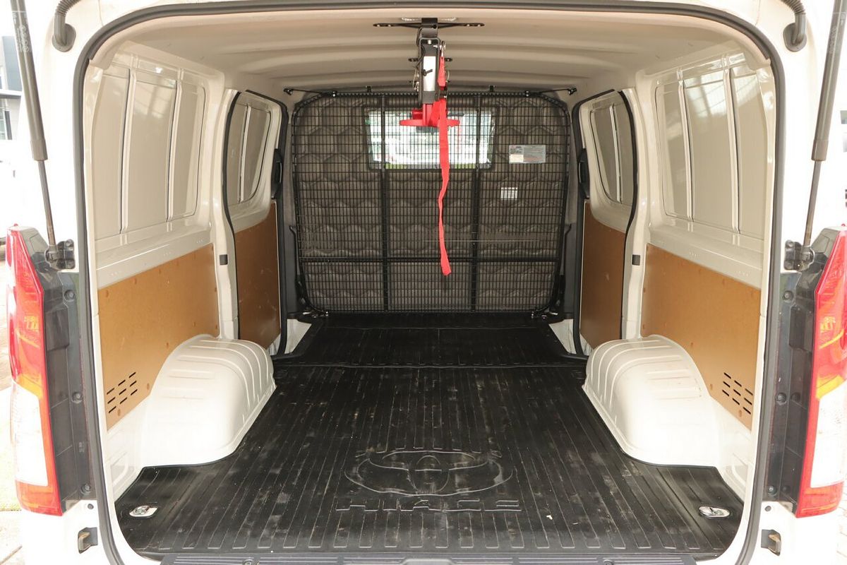 2019 Toyota Hiace GDH300R LWB