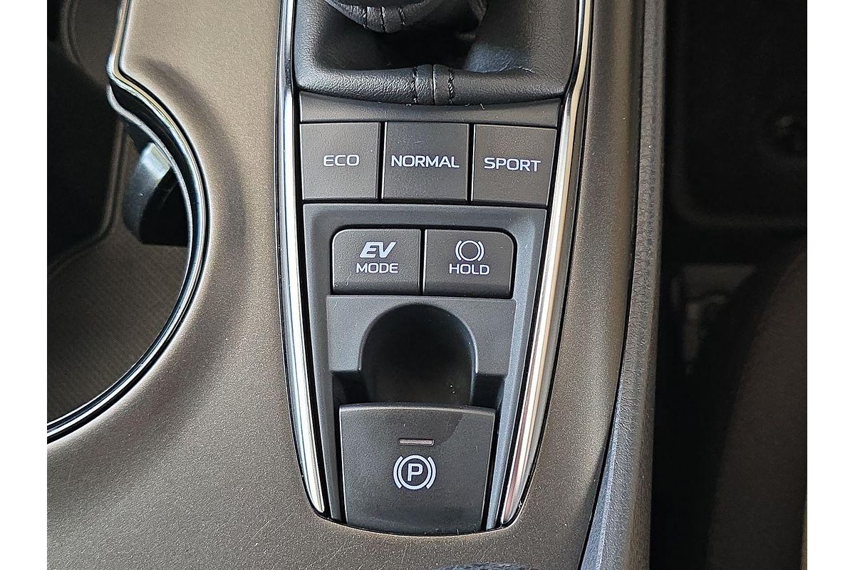 2021 Toyota Camry Ascent AXVH70R
