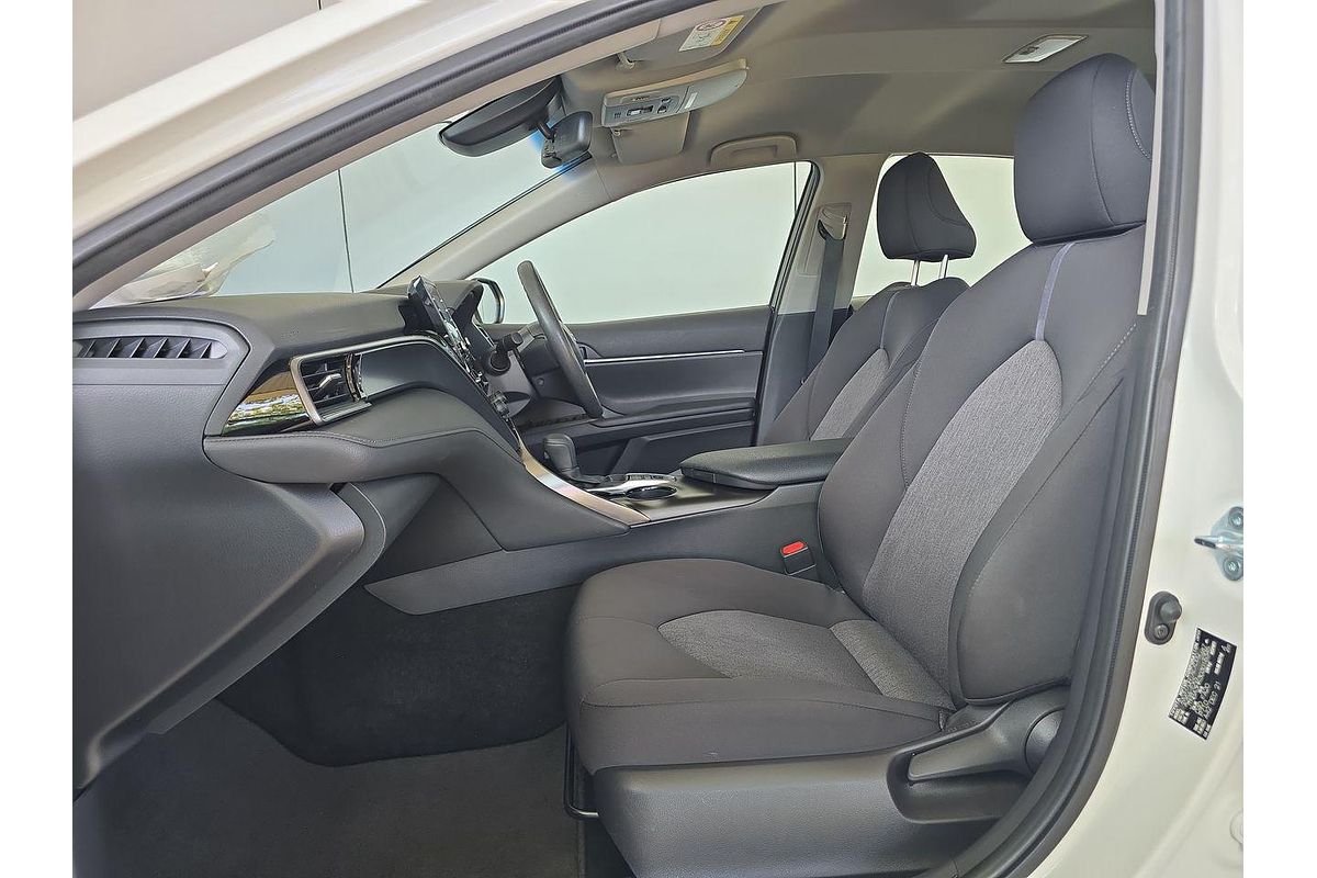 2021 Toyota Camry Ascent AXVH70R