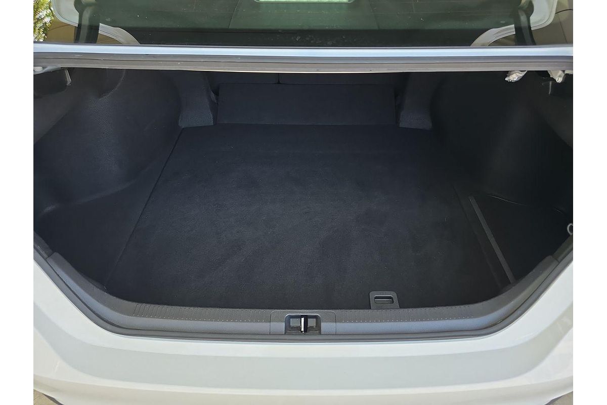2021 Toyota Camry Ascent AXVH70R