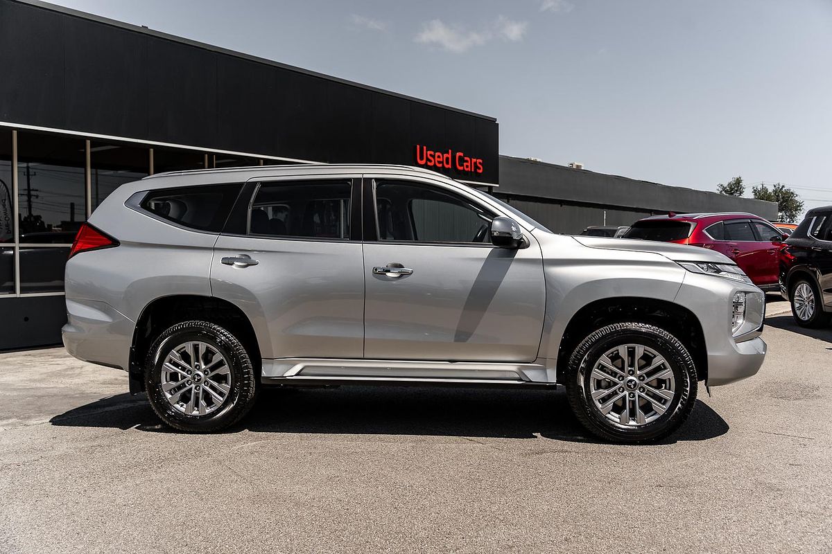 2024 Mitsubishi Pajero Sport GLX QF