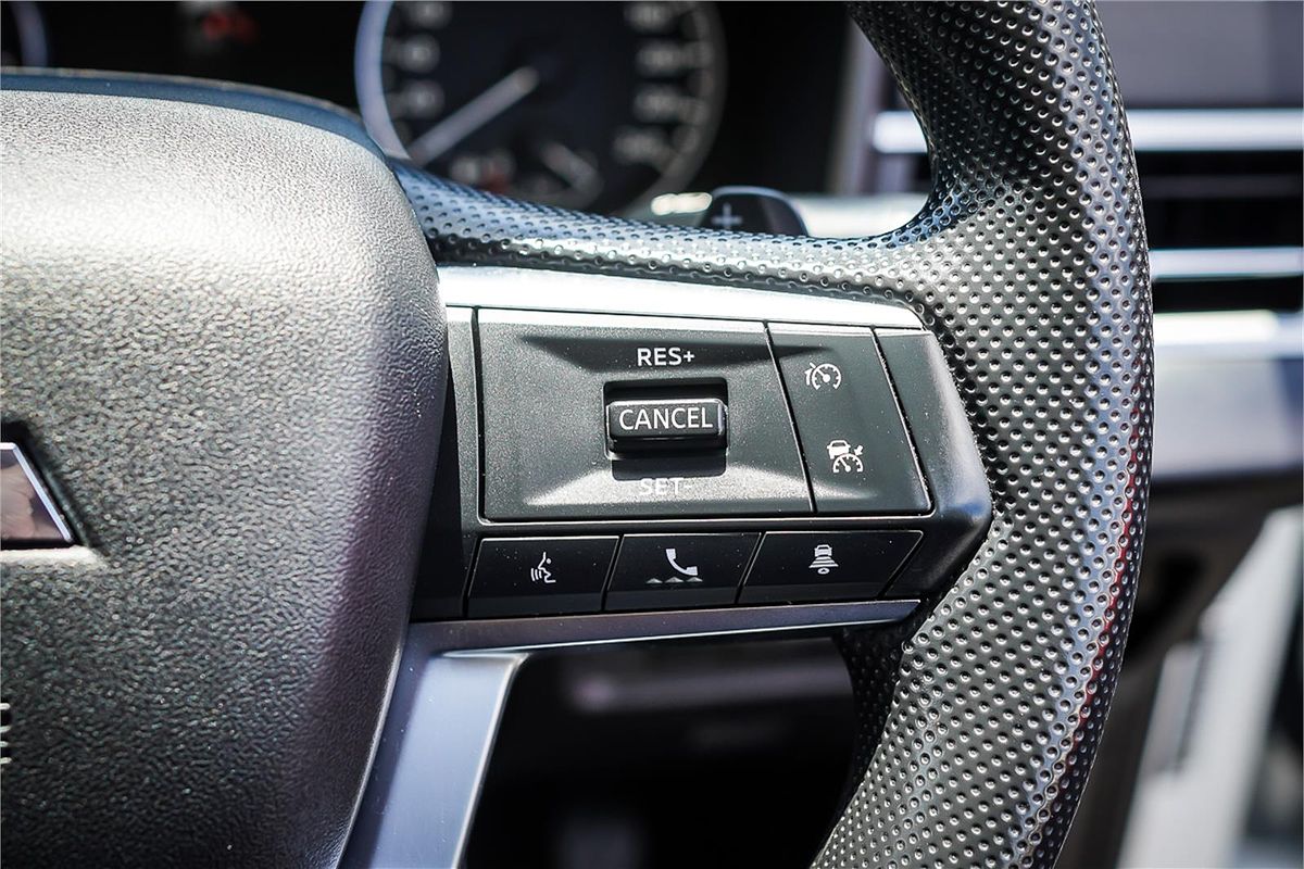 2022 Mitsubishi Outlander ES ZM