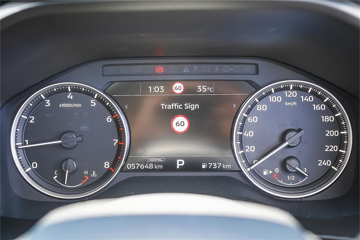 2022 Mitsubishi Outlander ES ZM