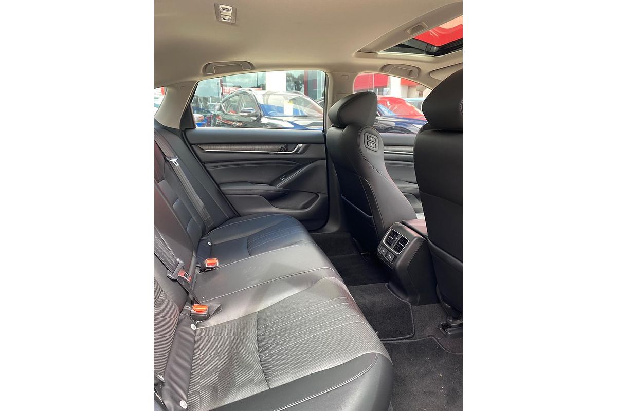 2023 Honda Accord VTi-LX 10th Gen