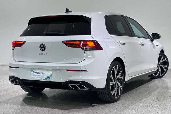 2022 Volkswagen Golf 110TSI R-Line 8