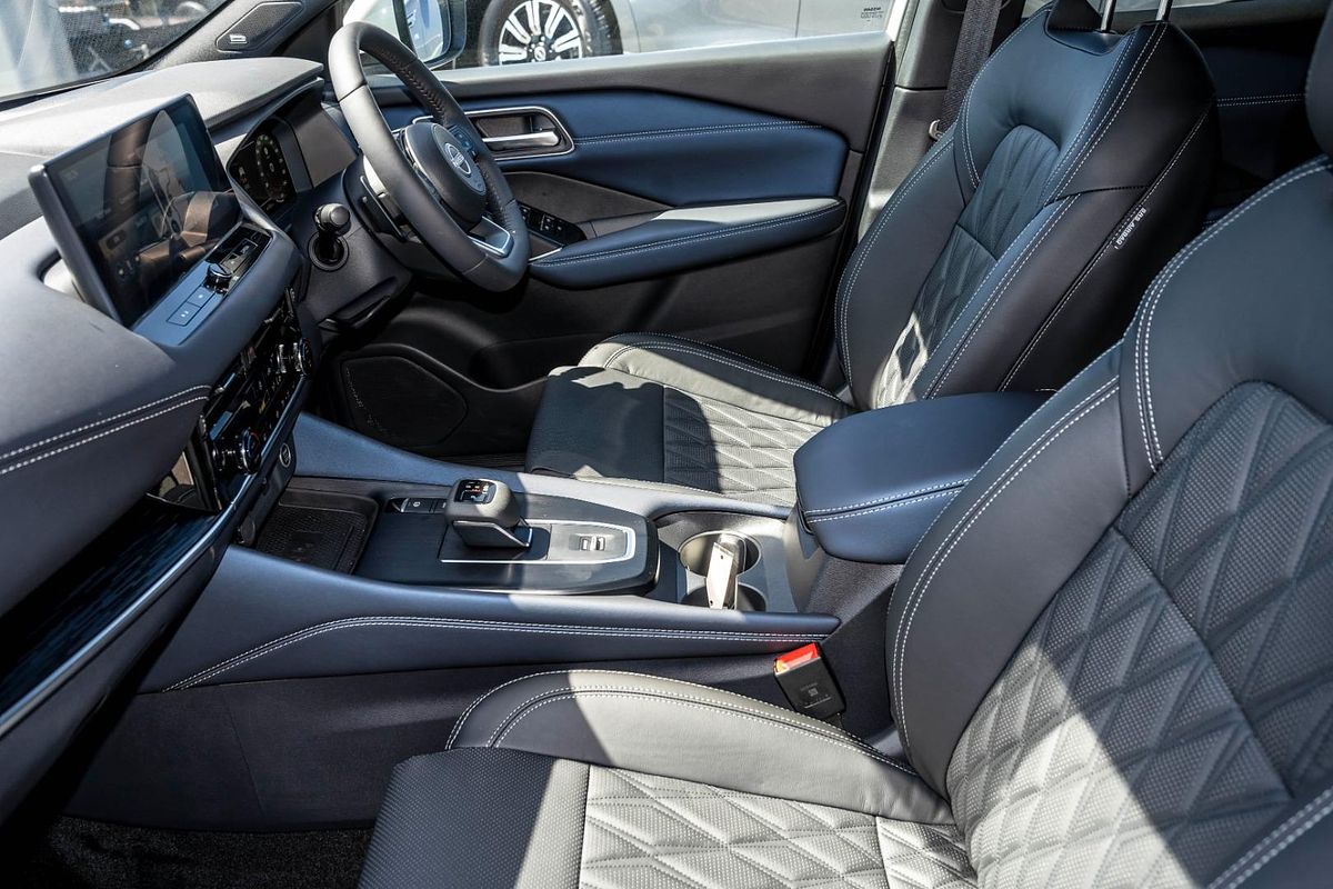 2024 Nissan QASHQAI Ti J12