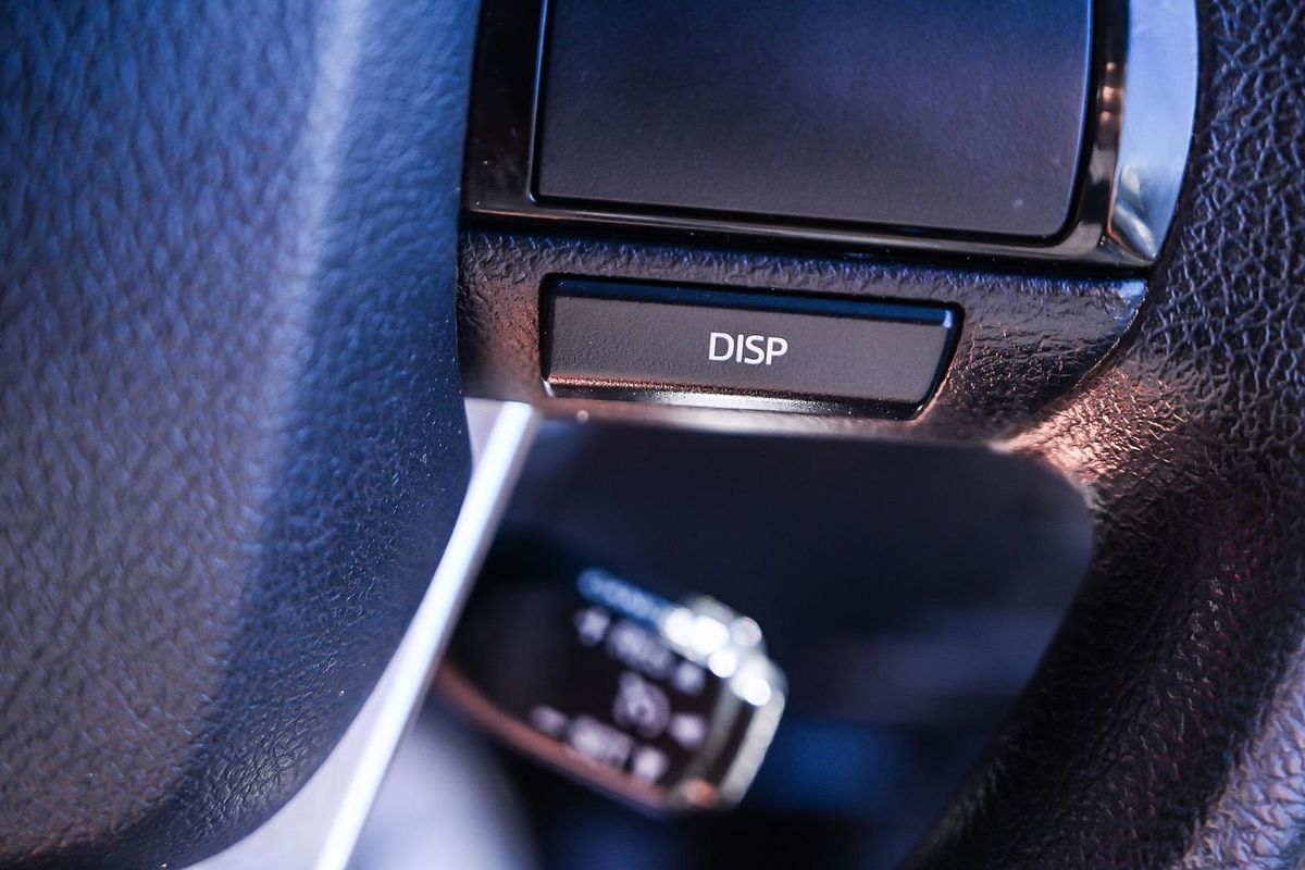 2015 Toyota Hilux SR GUN126R 4X4