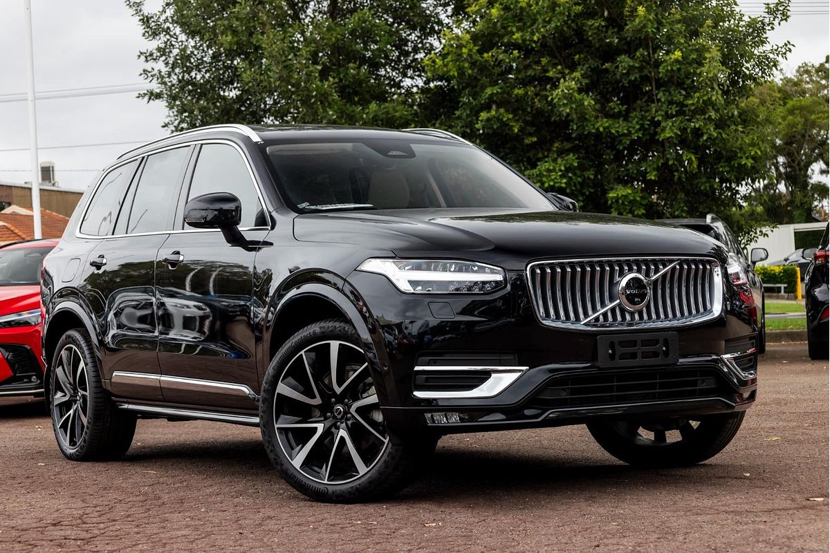 2023 Volvo XC90 Ultimate B6 Bright