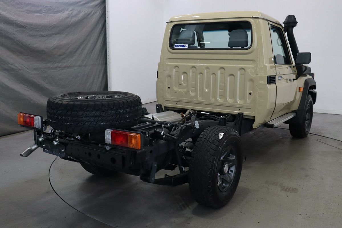 2024 Toyota Landcruiser GXL VDJL79R 4X4