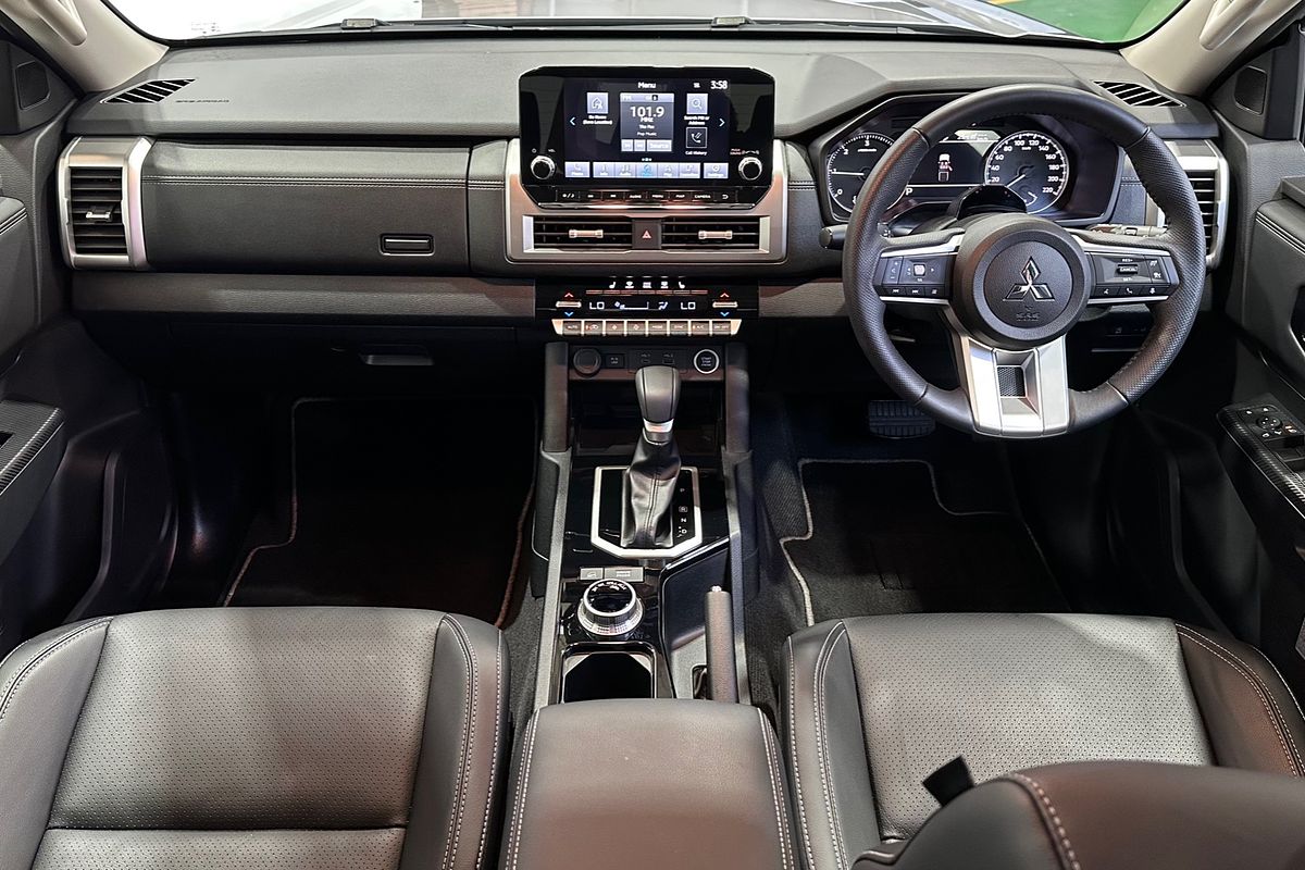 2024 Mitsubishi Triton GLS MV 4X4
