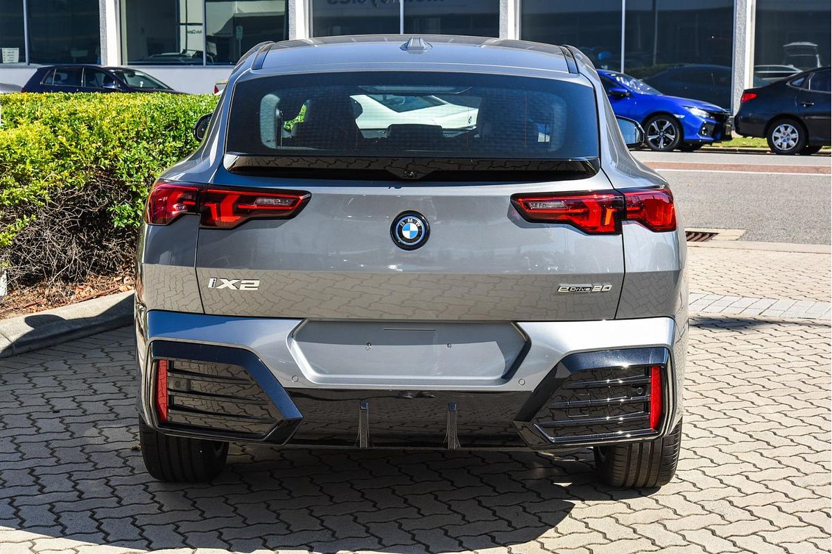 2024 BMW iX2 eDrive20 M Sport U10