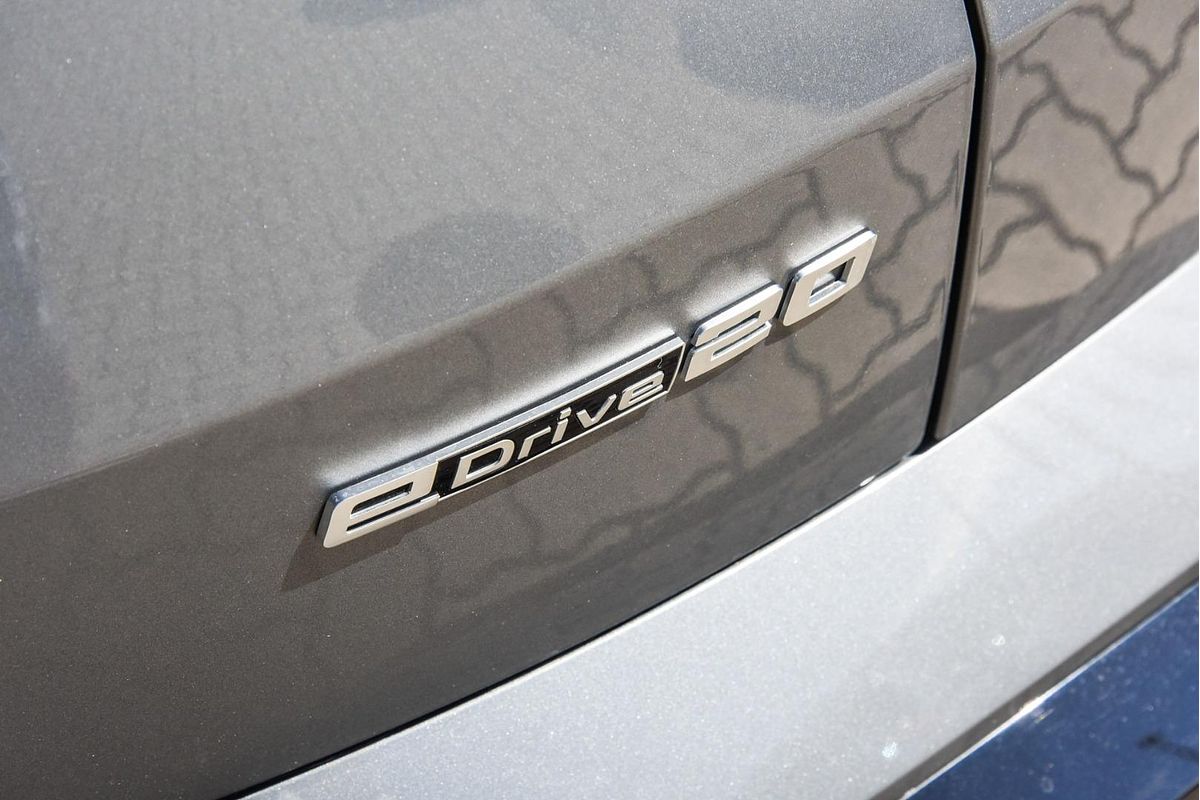 2024 BMW iX2 eDrive20 M Sport U10