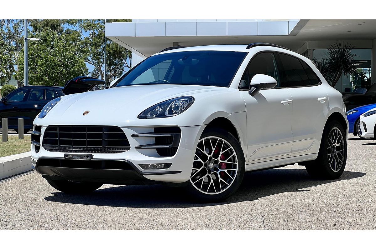 2014 Porsche Macan Turbo 95B