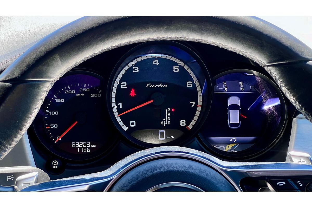 2014 Porsche Macan Turbo 95B