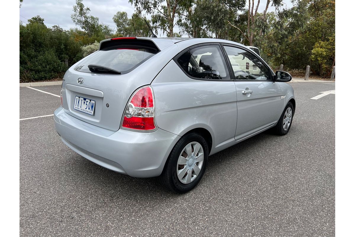 2008 Hyundai Accent S MC