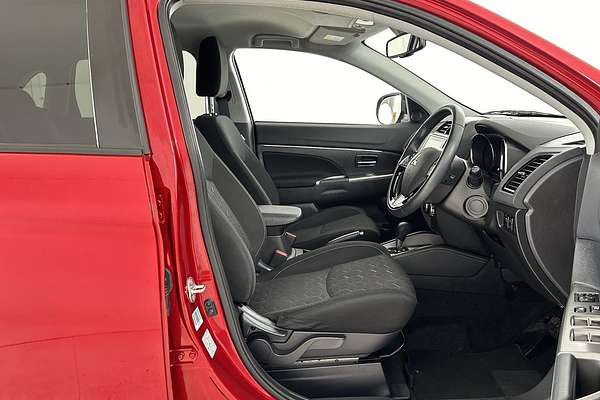 2022 Mitsubishi ASX ES Plus XD