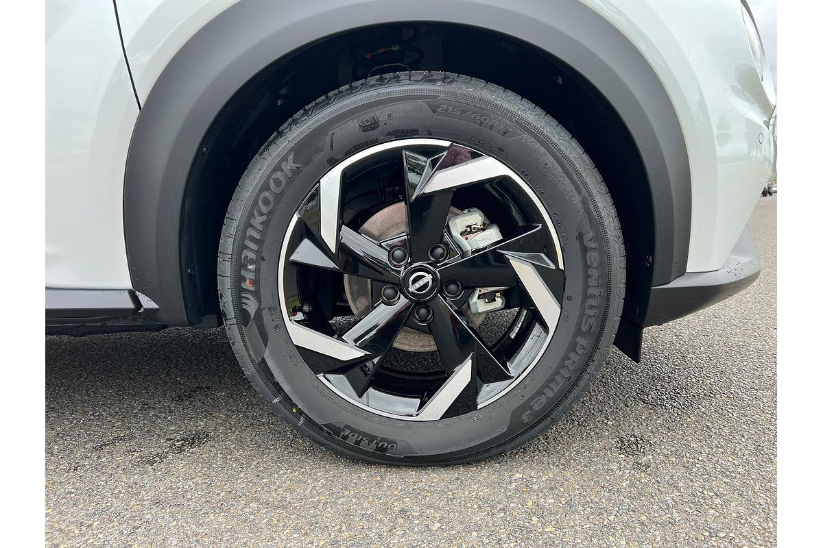 2024 Nissan JUKE ST+ F16