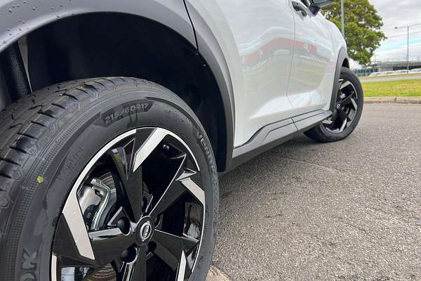 2024 Nissan JUKE ST+ F16