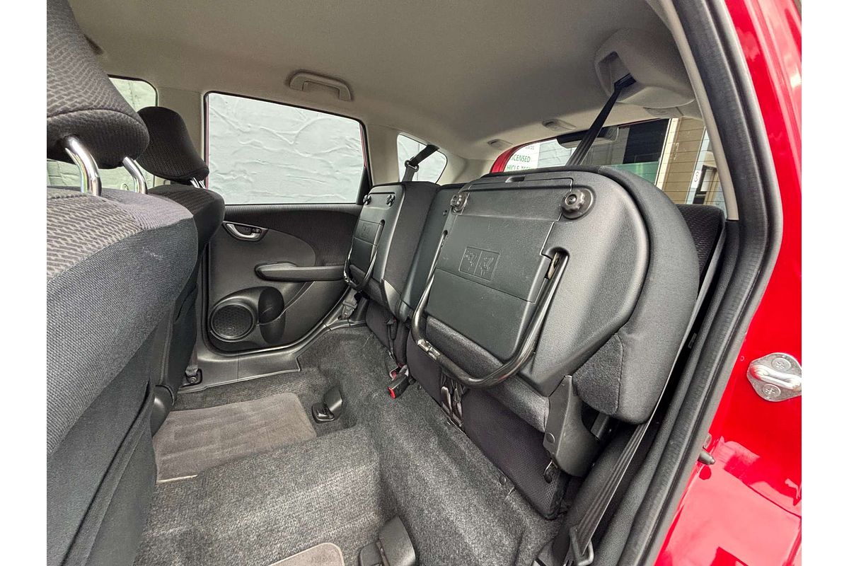 2014 Honda Jazz Vibe-S GE