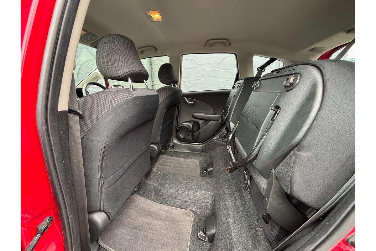 2014 Honda Jazz Vibe-S GE