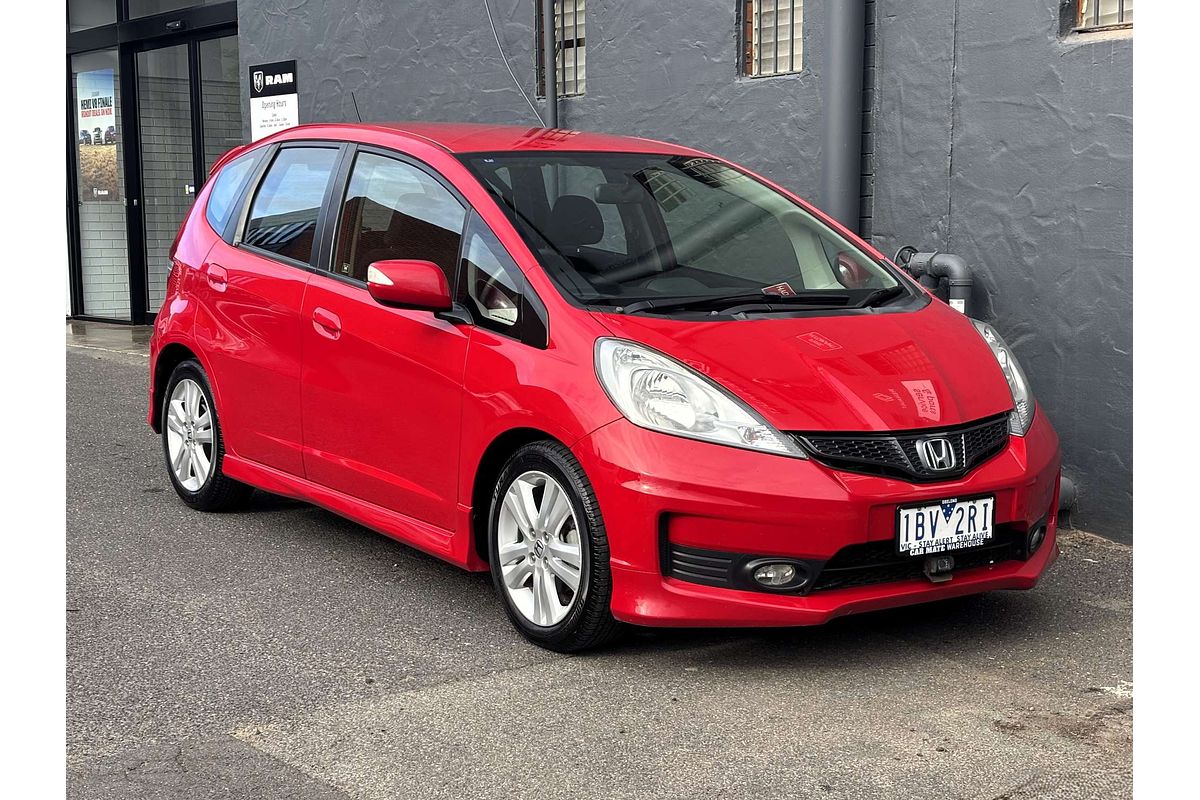 2014 Honda Jazz Vibe-S GE
